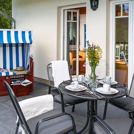 Haus-zingst-4b * Nienhagen (Mecklenburg-Vorpommern)